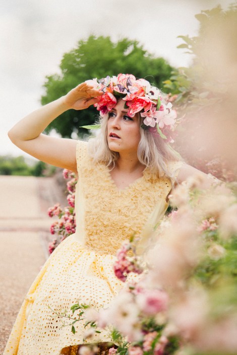 Photographer: Amy Fullam MUAH: Nancy Couture Dress: Nancy Couture Headpiece: Nancy Couture